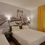 Logis Vignes Blanches*** Cosy Et Restaurant De Terroir Hotel Beaucaire (Gard)