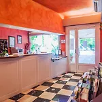 Logis Vignes Blanches*** Cosy Et Restaurant De Terroir 3*