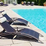 Logis Les Vignes Blanches 3* Beaucaire (Gard)