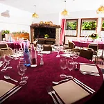 Logis Vignes Blanches*** Cosy Et Restaurant De Terroir Hotel