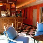 Hotel Logis Les Vignes Blanches