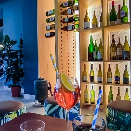 Hotel Logis Vignes Blanches*** Cosy Et Restaurant De Terroir 3*