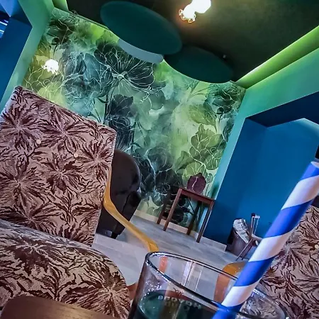 Logis Vignes Blanches*** Cosy Et Restaurant De Terroir 3* Beaucaire (Gard)