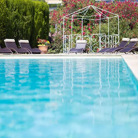 Logis Les Vignes Blanches Hotel Beaucaire (Gard)