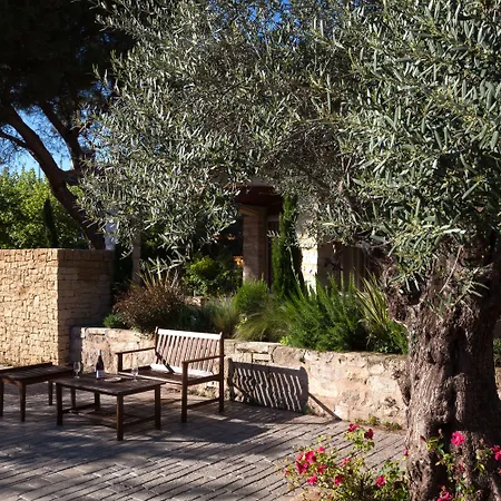 Hotel Logis Les Vignes Blanches Beaucaire (Gard)