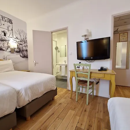Hotel Logis Les Vignes Blanches