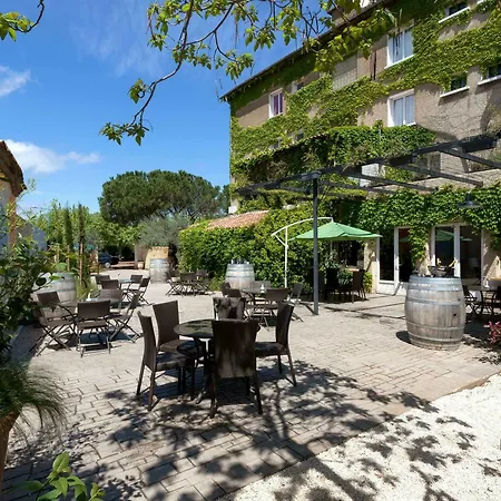 Logis Vignes Blanches*** Cosy Et Restaurant De Terroir 3*