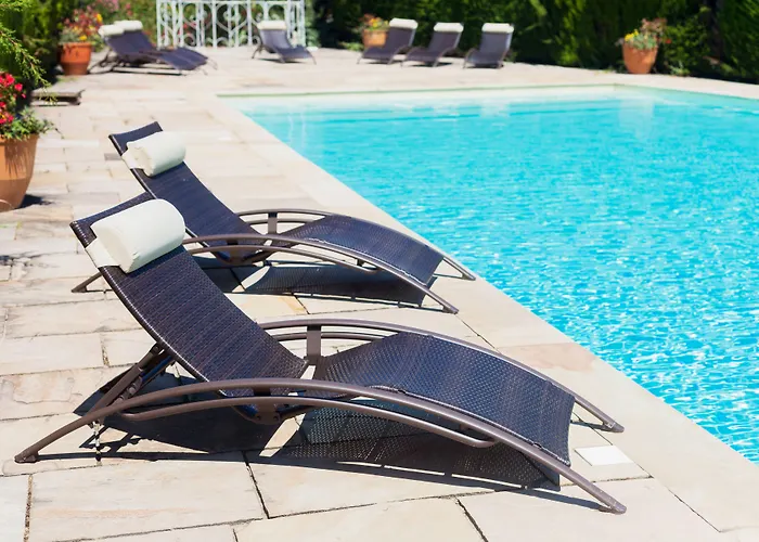 Logis Les Vignes Blanches 3* Beaucaire (Gard)